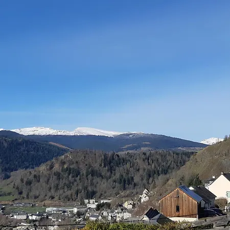 فندق مبيت وإفطار Levoldumilan