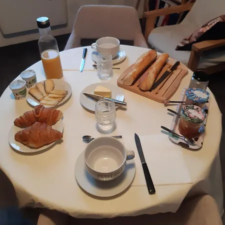 فندق مبيت وإفطار Levoldumilan